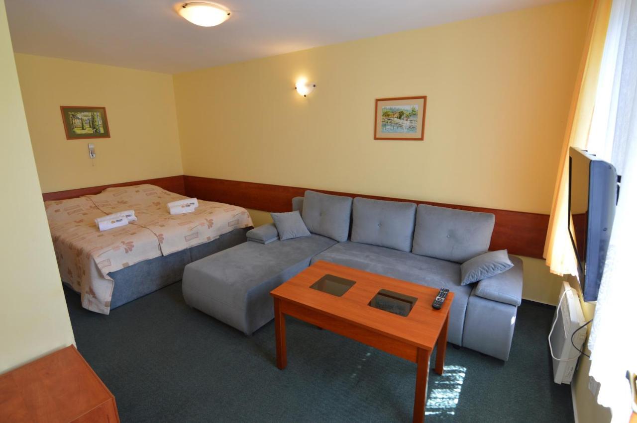 Ameba Hotell Mielno  Exteriör bild