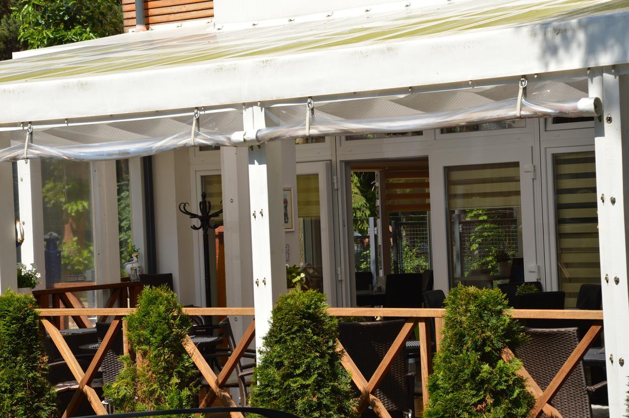 Ameba Hotell Mielno  Exteriör bild